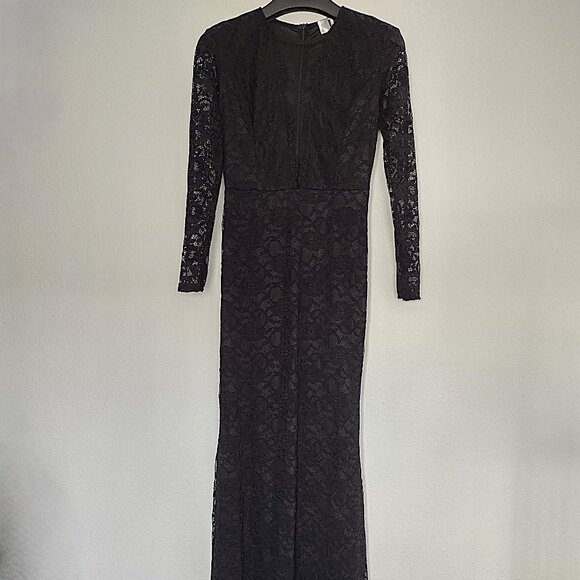 Forever Unique lace party dress - Picture 5 of 9